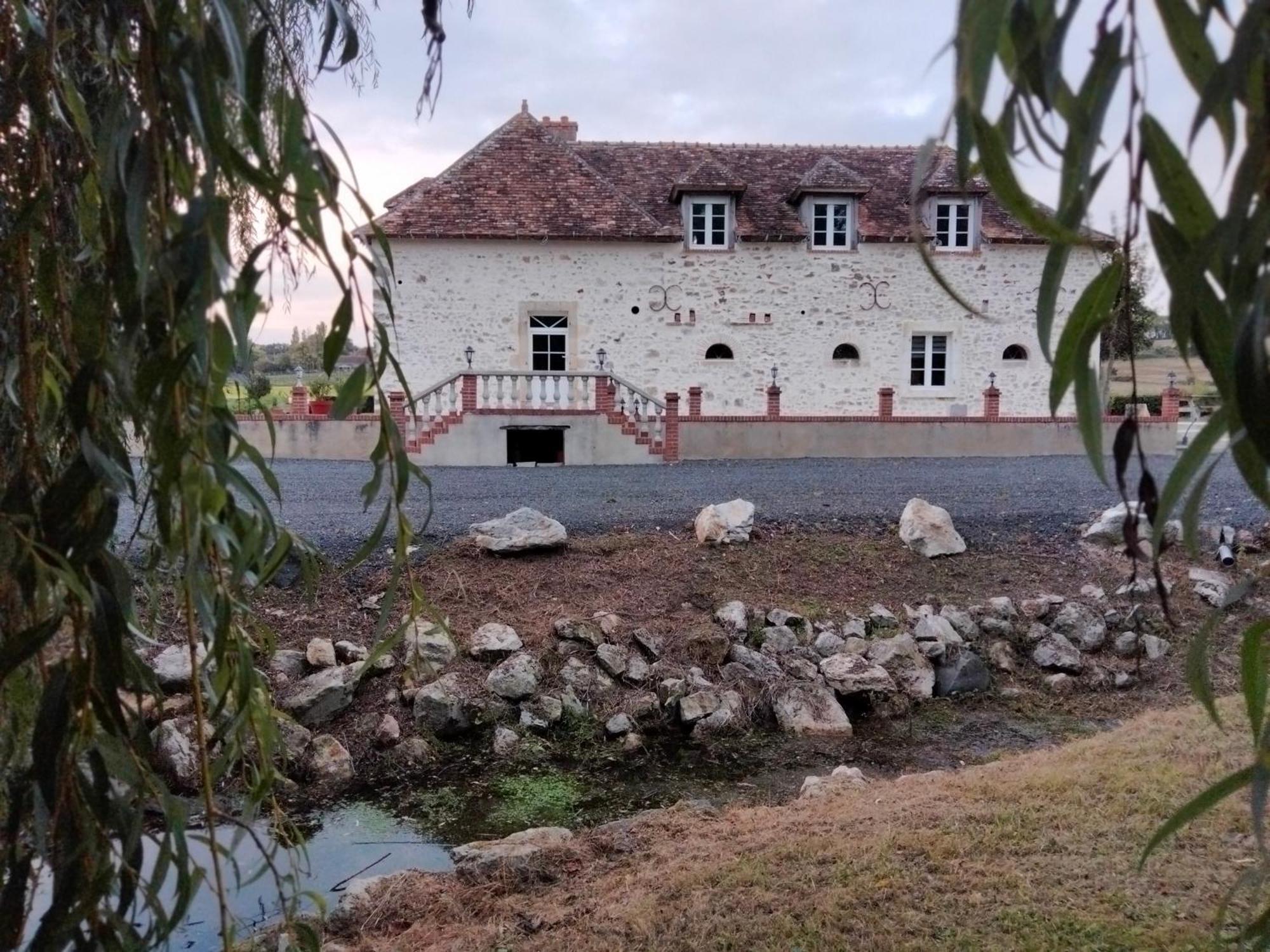 Gite & Chambre D'Hotes Du Moulin Villa Brûlon Екстериор снимка