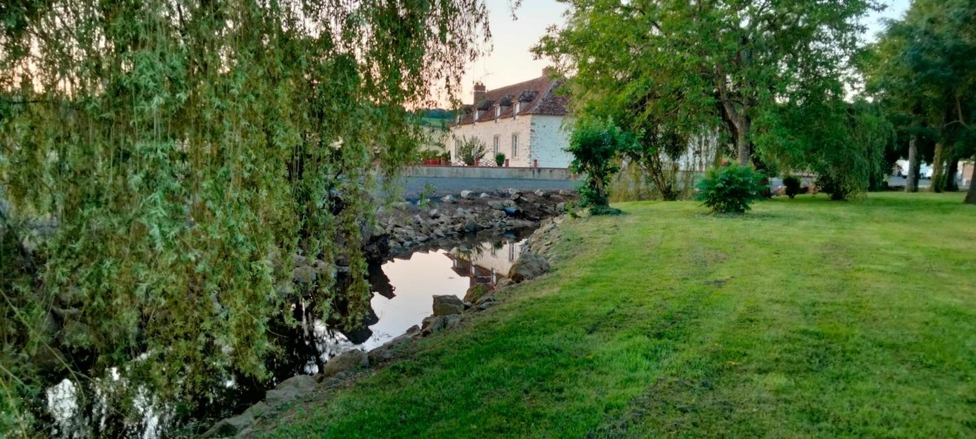 Gite & Chambre D'Hotes Du Moulin Villa Brûlon Екстериор снимка