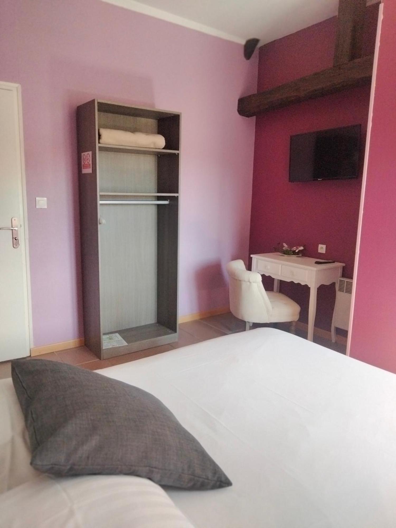 Gite & Chambre D'Hotes Du Moulin Villa Brûlon Екстериор снимка